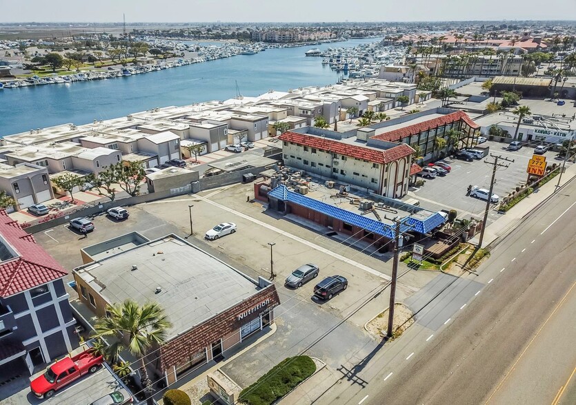 16232 Pacific Coast Hwy, Huntington Beach, CA en venta - Vista aérea - Imagen 3 de 15