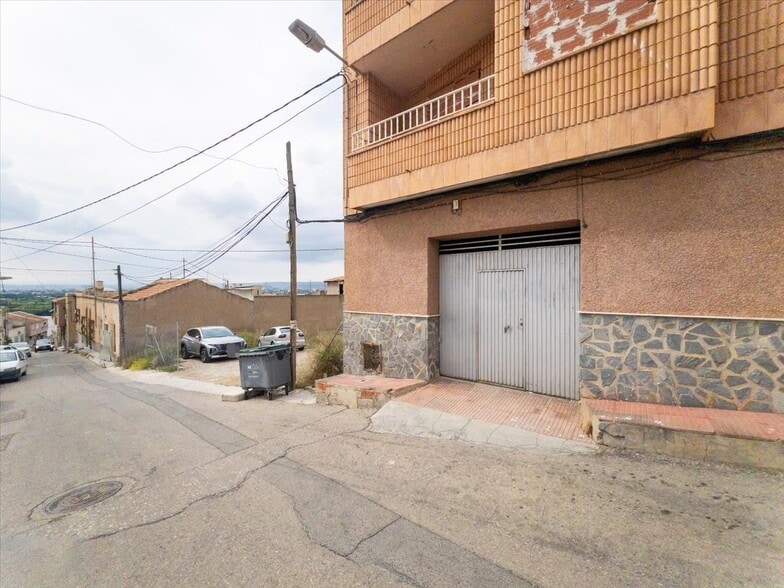 Local en Murcia en venta - Foto del edificio - Imagen 3 de 9