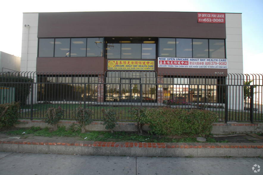 9730-9736 E Garvey Ave, El Monte, CA en venta - Foto del edificio - Imagen 2 de 18