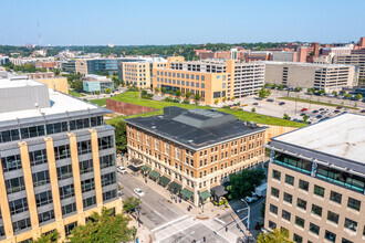 1011 Locust St, Des Moines, IA - VISTA AÉREA  vista de mapa