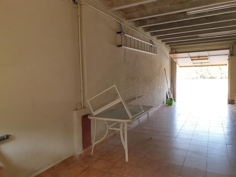 Nave en Figueres, Gerona en venta - Foto del interior - Imagen 3 de 6