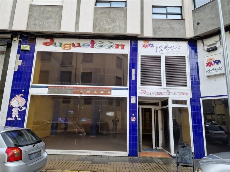 Calle San Juan Apóstol, Ponferrada, León en venta - Foto del edificio - Imagen 2 de 17