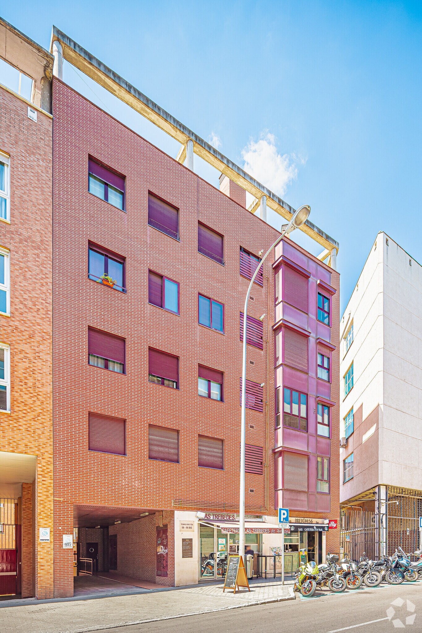 Calle Tomás Bretón, 56, Madrid, Madrid en venta Foto principal- Imagen 1 de 1