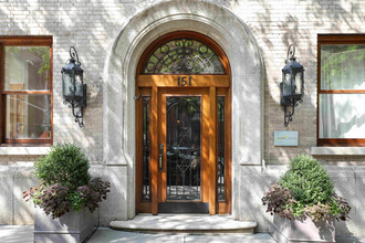 1179 Lexington Ave, New York, NY en alquiler Foto del edificio- Imagen 2 de 5