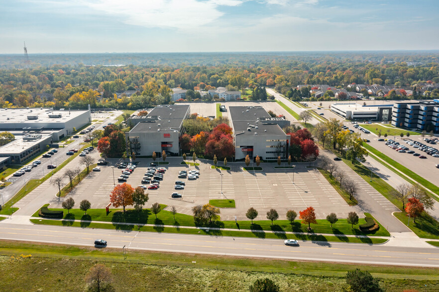 26899 Northwestern Hwy, Southfield, MI en alquiler - Foto del edificio - Imagen 3 de 11