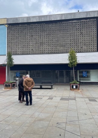 Más detalles de 6-14 George St, Pontypool - Local en venta