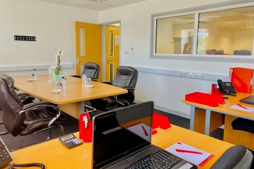 Newark Rd, Peterborough en alquiler - Foto del edificio - Imagen 2 de 9