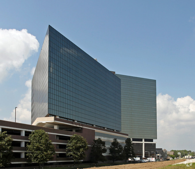 3900 N Causeway Blvd, Metairie, LA en alquiler - Foto del edificio - Imagen 1 de 6