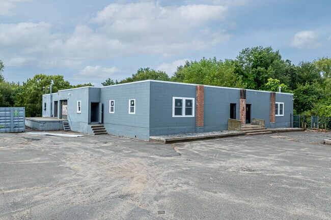 Más detalles de 195 W Newberry Rd, Bloomfield, CT - Nave en venta