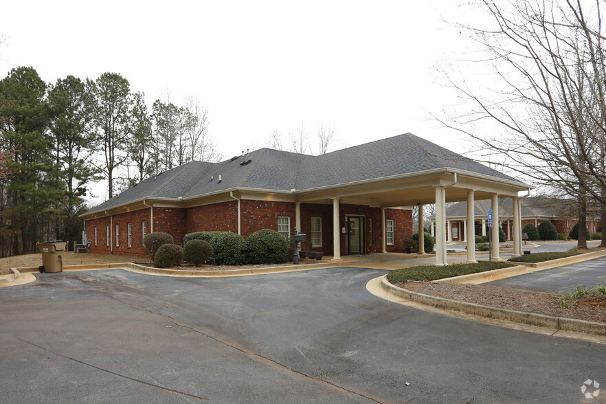 4591 Winder Hwy, Flowery Branch, GA en alquiler - Foto del edificio - Imagen 2 de 2