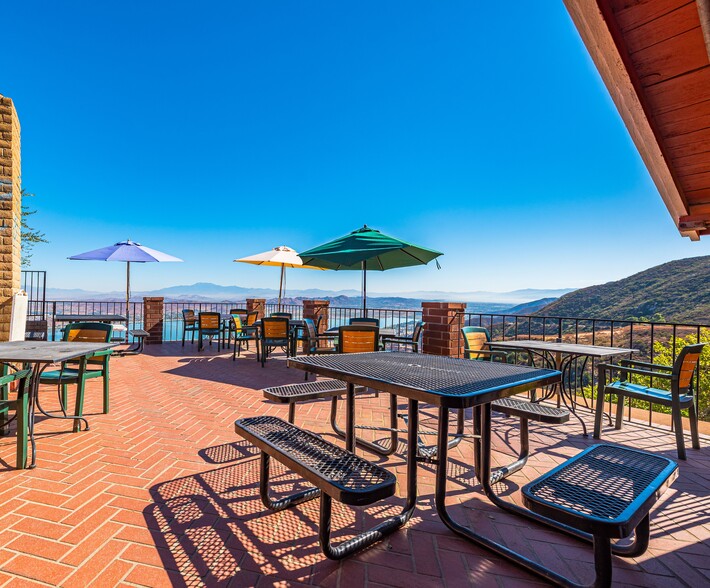 32107 Ortega Hwy, Lake Elsinore, CA en venta - Foto del edificio - Imagen 1 de 22