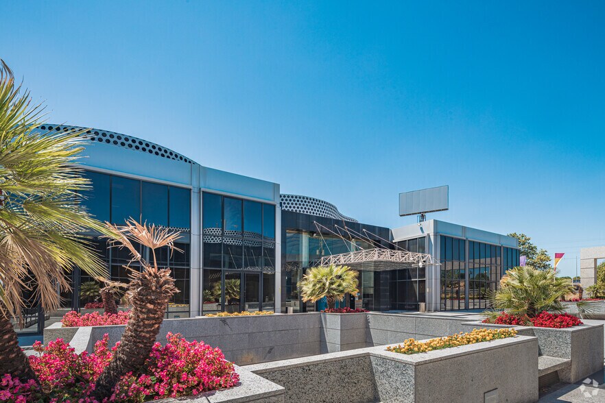 Enrique Granados, 6, Pozuelo de Alarcón, Madrid en alquiler - Foto del edificio - Imagen 3 de 11