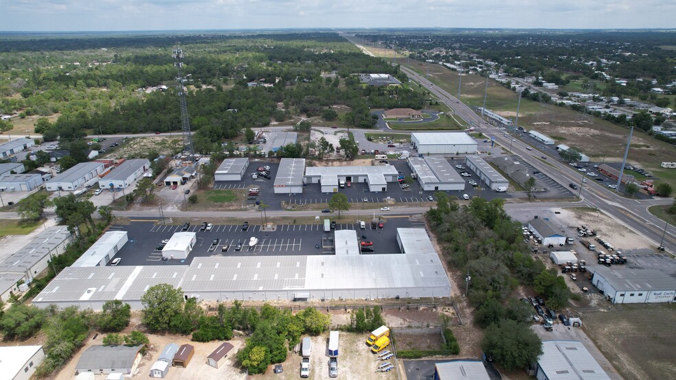 13400-13499 Chambord St, Brooksville, FL en alquiler - Foto del edificio - Imagen 2 de 14