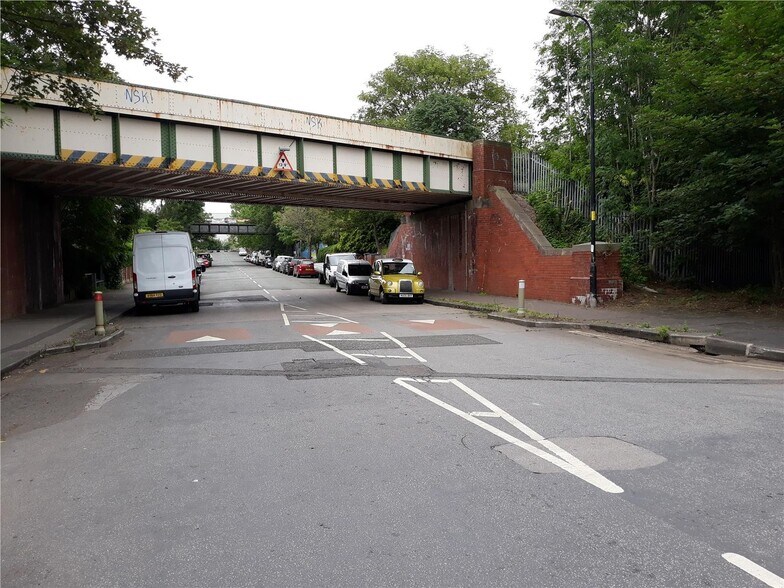 Moss Rd, Manchester en alquiler - Foto del edificio - Imagen 2 de 3