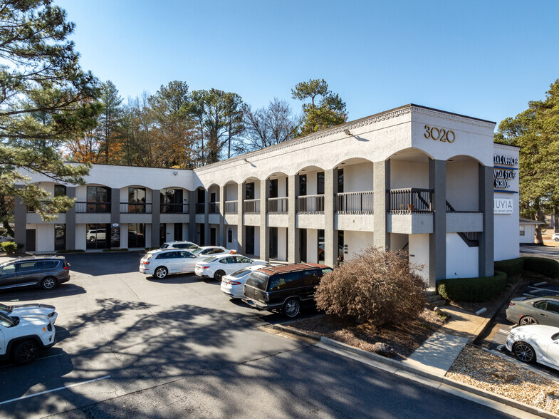 3020 Roswell Rd NE, Marietta, GA en alquiler - Foto del edificio - Imagen 1 de 20