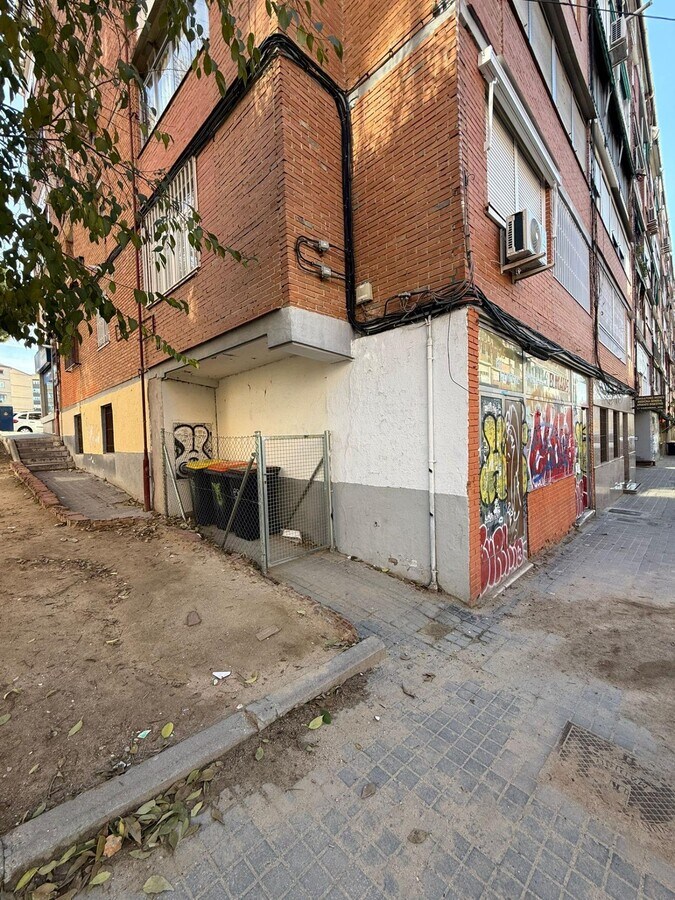 Madrid, MAD 28047 - Unidad A -  - Foto del interior - Image 1 of 5