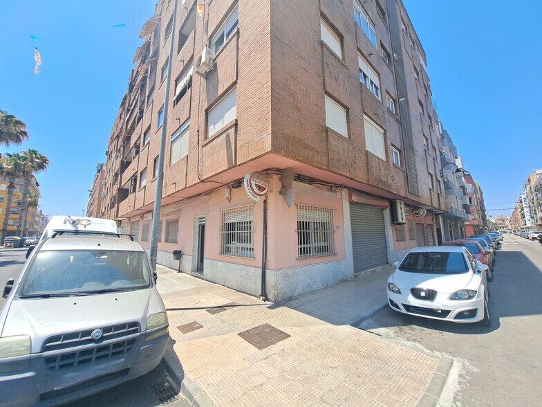 Local en Alzira en venta - Foto del edificio - Imagen 1 de 23
