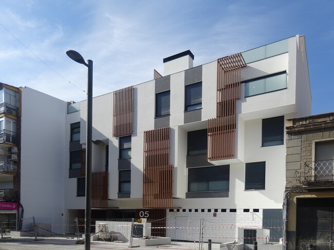 Más detalles de Calle Ramón y Cajal, Getafe - Local en alquiler