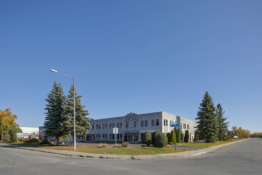 2156-2168 Rue de la Province, Longueuil, QC en alquiler - Foto del edificio - Imagen 3 de 24