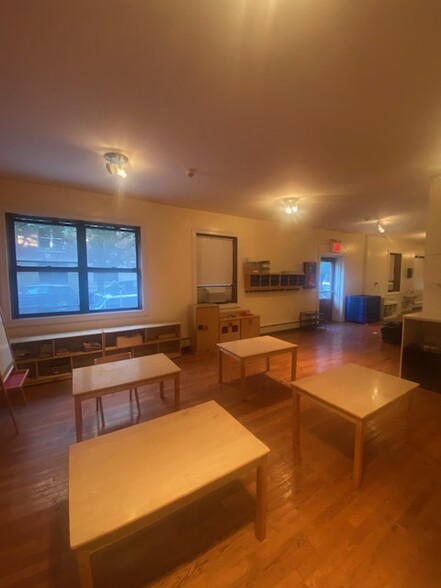 26 7th Ave, Brooklyn, NY en alquiler - Foto del interior - Imagen 2 de 9