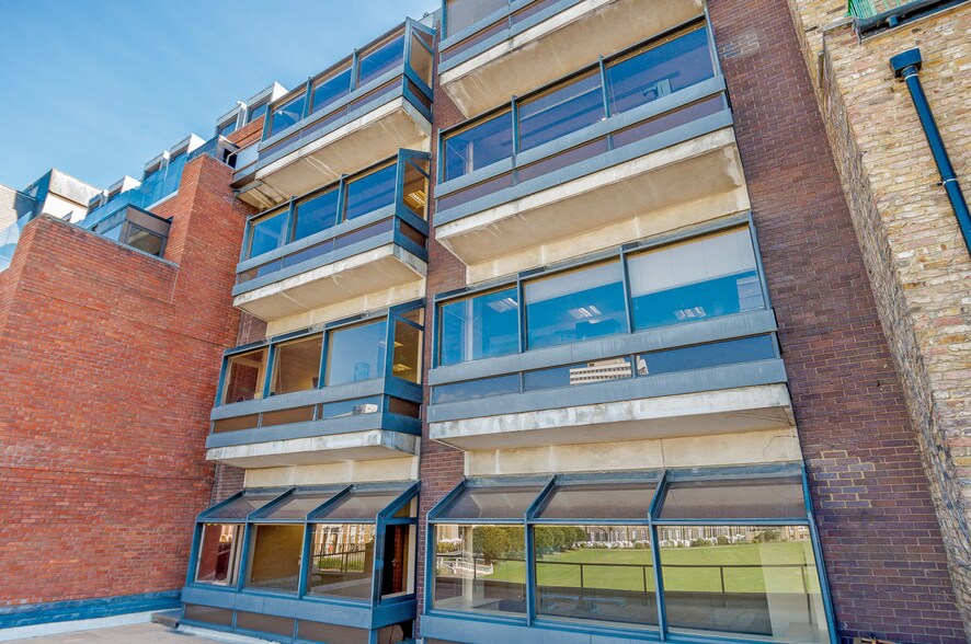 22 City Rd, London en alquiler - Foto del edificio - Imagen 3 de 5
