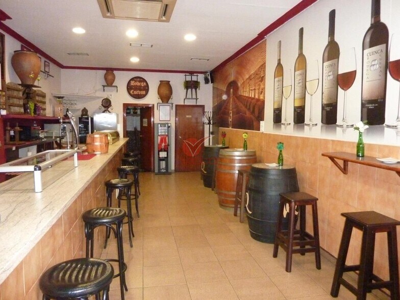 Local en Cuenca, Cuenca en alquiler - Foto del interior - Imagen 2 de 2