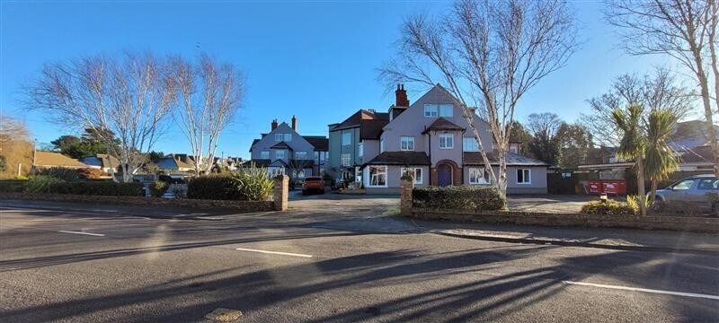 246 Drummond Rd, Skegness en venta - Foto del edificio - Imagen 2 de 10