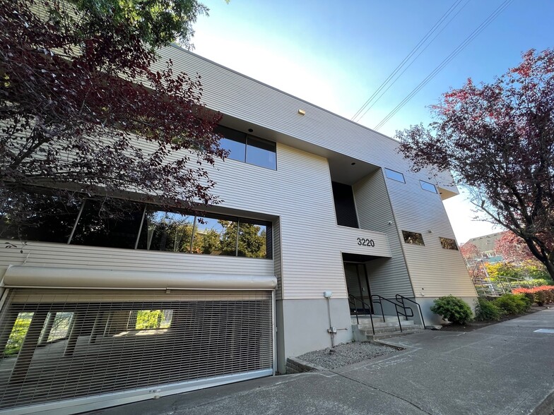 3220 SW First Ave, Portland, OR en alquiler - Foto del edificio - Imagen 3 de 14