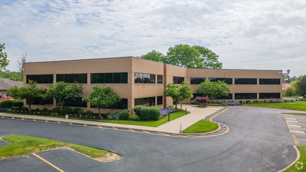 4020 Executive Dr, Beavercreek, OH en alquiler - Foto del edificio - Imagen 1 de 4