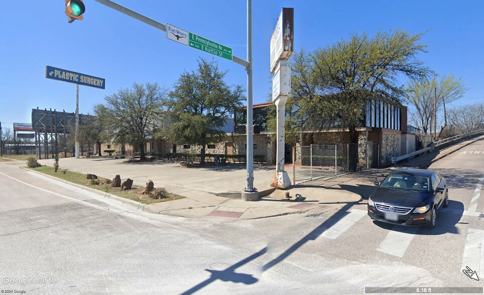 704 South Fwy, Fort Worth, TX en venta - Foto principal - Imagen 1 de 8