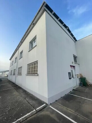 Más detalles de 109 Avenue Louis Gallouedec, Fleury-les-Aubrais - Oficina en alquiler