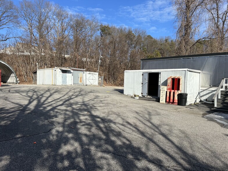 879 W Jericho Tpke, Smithtown, NY en alquiler - Foto del edificio - Imagen 3 de 20