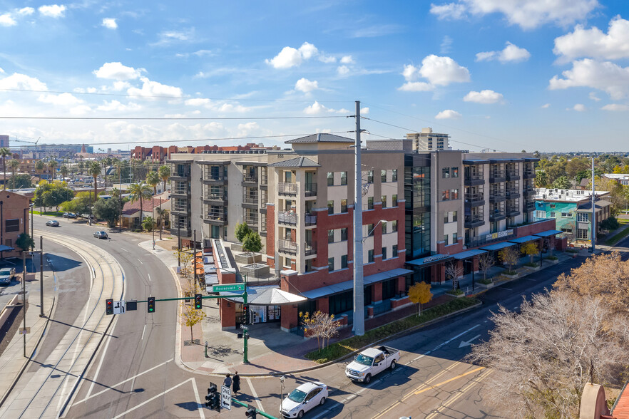 888 N 1st Ave, Phoenix, AZ en alquiler - Foto del edificio - Imagen 1 de 12