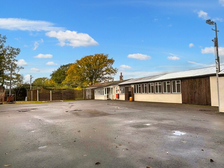 Westfield Place Farm Lowfield Road heath, Charlwood en venta - Foto del edificio - Imagen 1 de 6