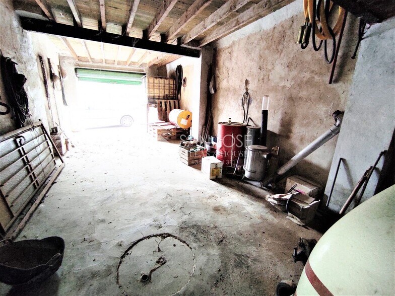 Nave en Algueña en venta - Foto del edificio - Imagen 2 de 4