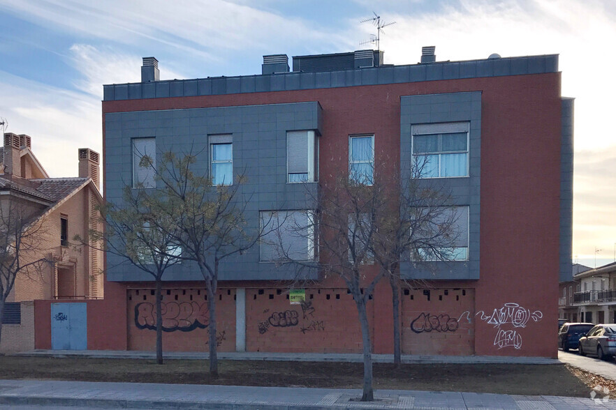 Calle Marcelino Orozco, 24, Azuqueca de Henares, Guadalajara en venta - Foto del edificio - Imagen 2 de 2