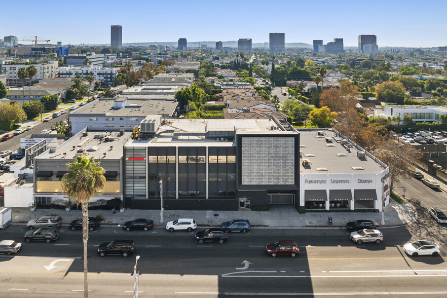 7966 Beverly Blvd, Los Angeles, CA en alquiler - Foto del edificio - Imagen 2 de 12