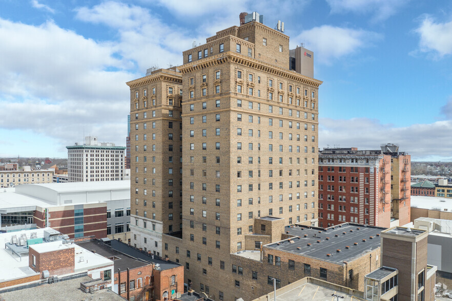 505 Jefferson Ave, Toledo, OH en alquiler - Foto del edificio - Imagen 2 de 33