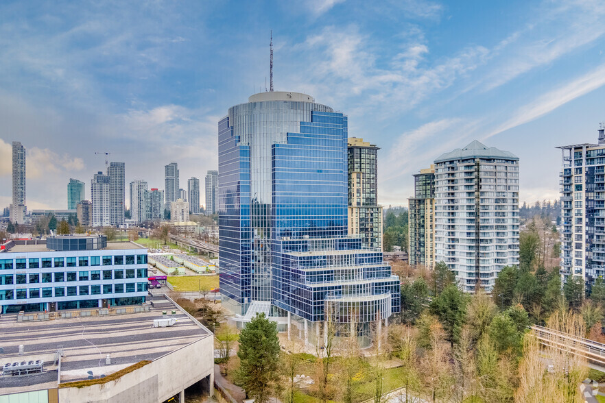 13401 108th Ave, Surrey, BC en alquiler - Foto del edificio - Imagen 3 de 5