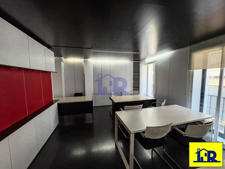 Oficina en Cuenca, Cuenca en alquiler - Foto del interior - Imagen 1 de 8