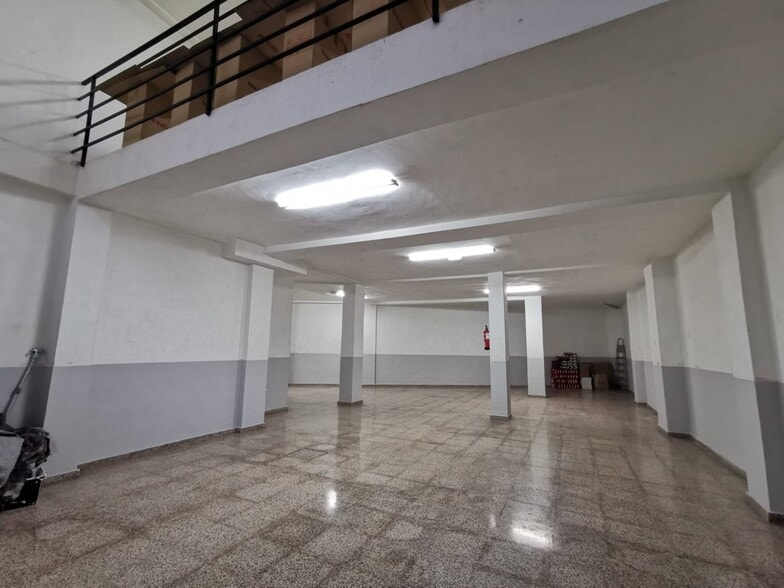 Edificio residencial en Elche, Alicante en venta - Foto del interior - Imagen 2 de 8