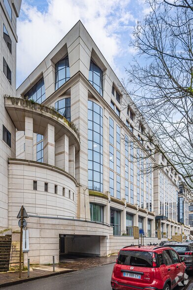 3-5 Avenue De La Cristallerie, Sèvres en alquiler - Foto del edificio - Imagen 3 de 3