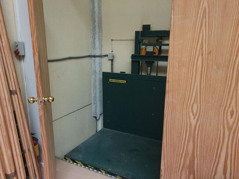 Libro, Sevilla, 7, La Rinconada, Sevilla en venta - Foto del edificio - Imagen 2 de 10