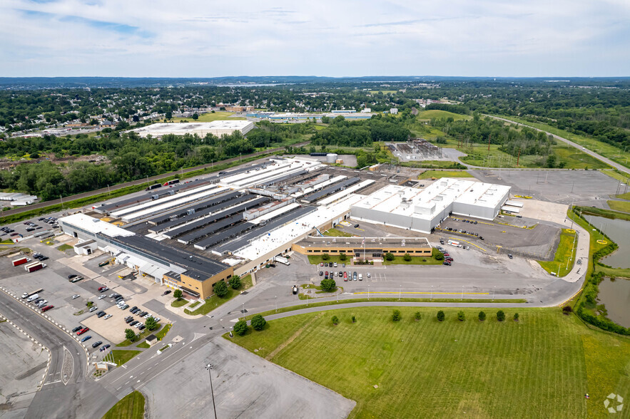 1 General Motors Dr, Syracuse, NY en alquiler - Foto del edificio - Imagen 2 de 9