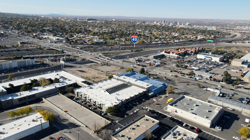 2500 Carlisle Blvd NE, Albuquerque, NM en alquiler - Foto del edificio - Imagen 2 de 6