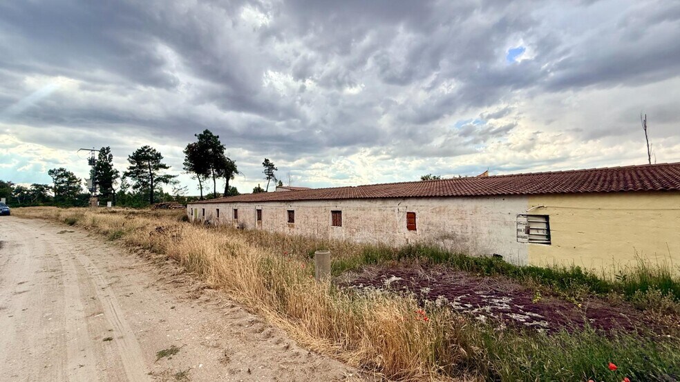 Nave en Cuéllar, Segovia en venta - Foto del edificio - Imagen 3 de 5