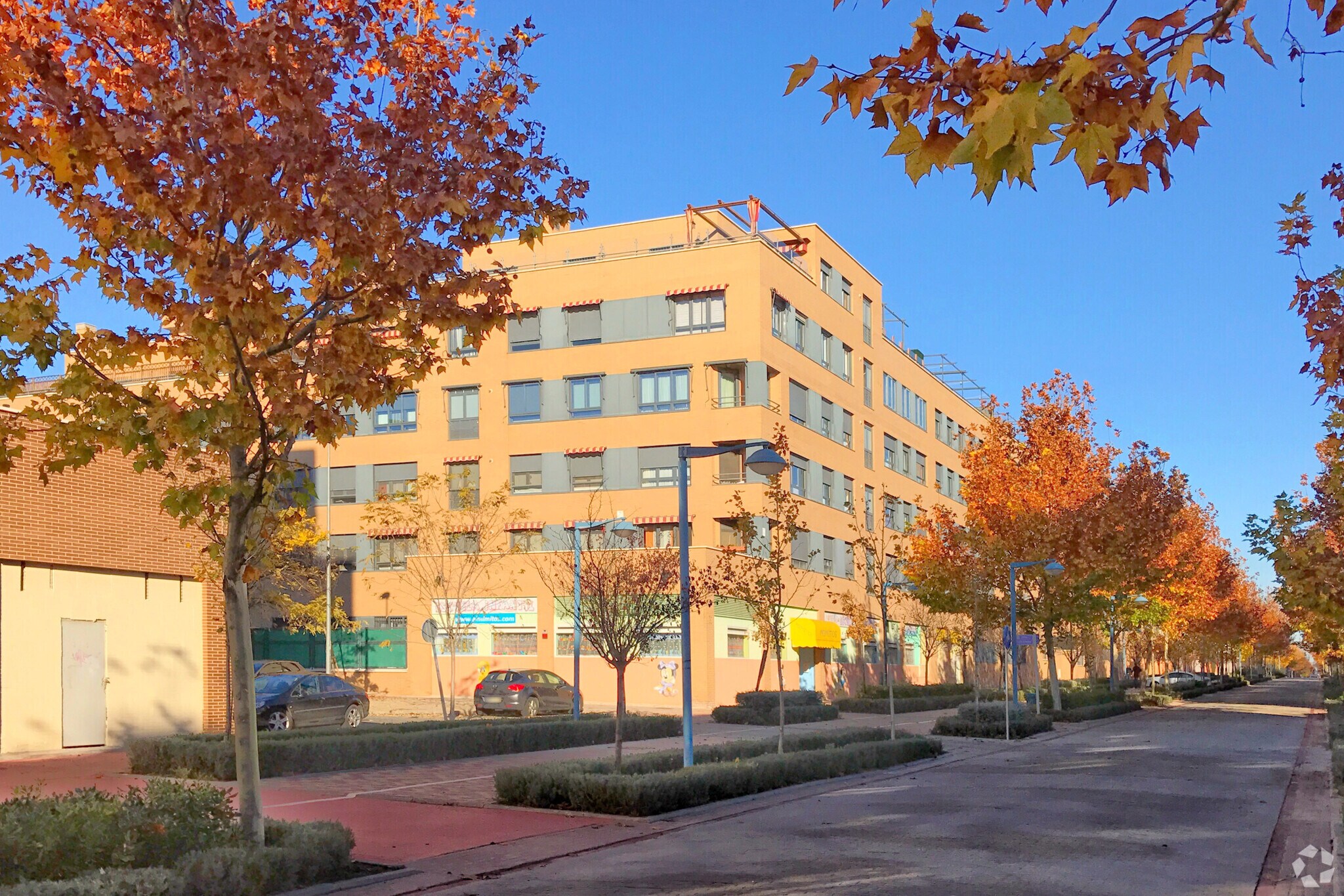 Calle Rosalía de Castro, 5, Torrejón de Ardoz, Madrid en venta Foto principal- Imagen 1 de 1