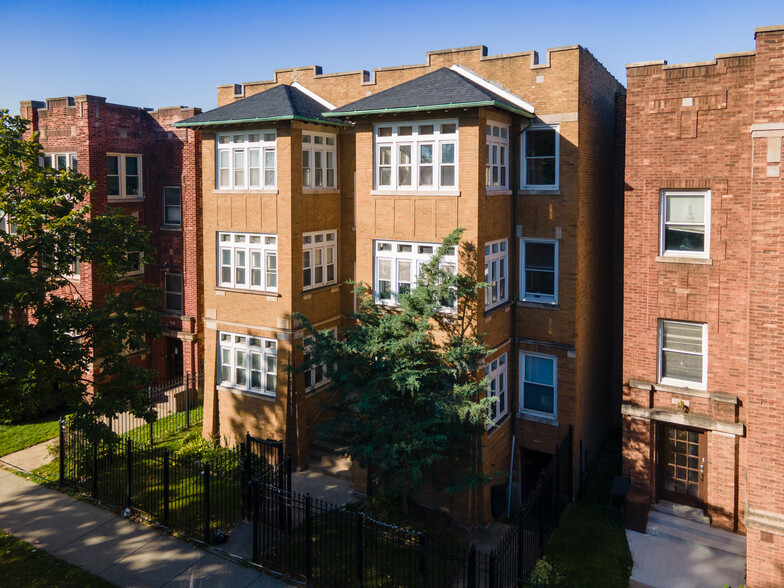 11136 S Vernon Ave, Chicago, IL en venta - Foto del edificio - Imagen 1 de 27