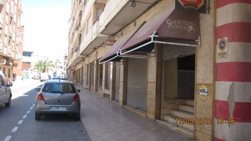 Local en MONÒVER, Alicante en alquiler Foto del edificio- Imagen 1 de 12