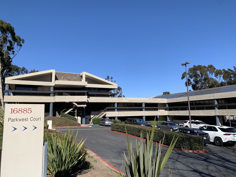 16885 W Bernardo Dr, San Diego, CA en alquiler - Foto del edificio - Imagen 1 de 9